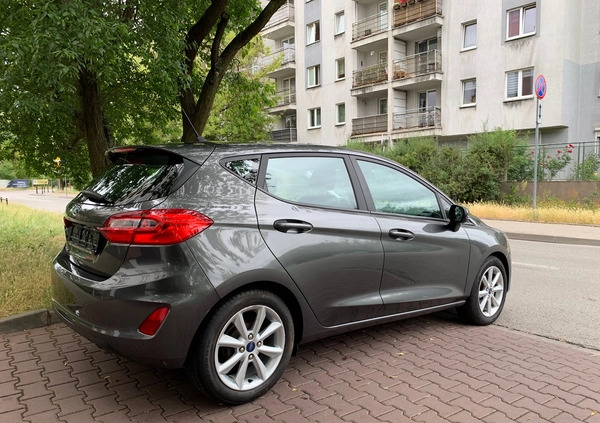 Ford Fiesta cena 45900 przebieg: 52040, rok produkcji 2018 z Chojna małe 37